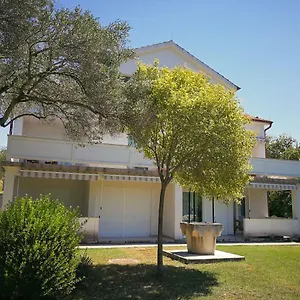  Apartman Family Friendly Island Rab